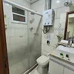 Charmoso Quarto E Sala Em Copacabana
