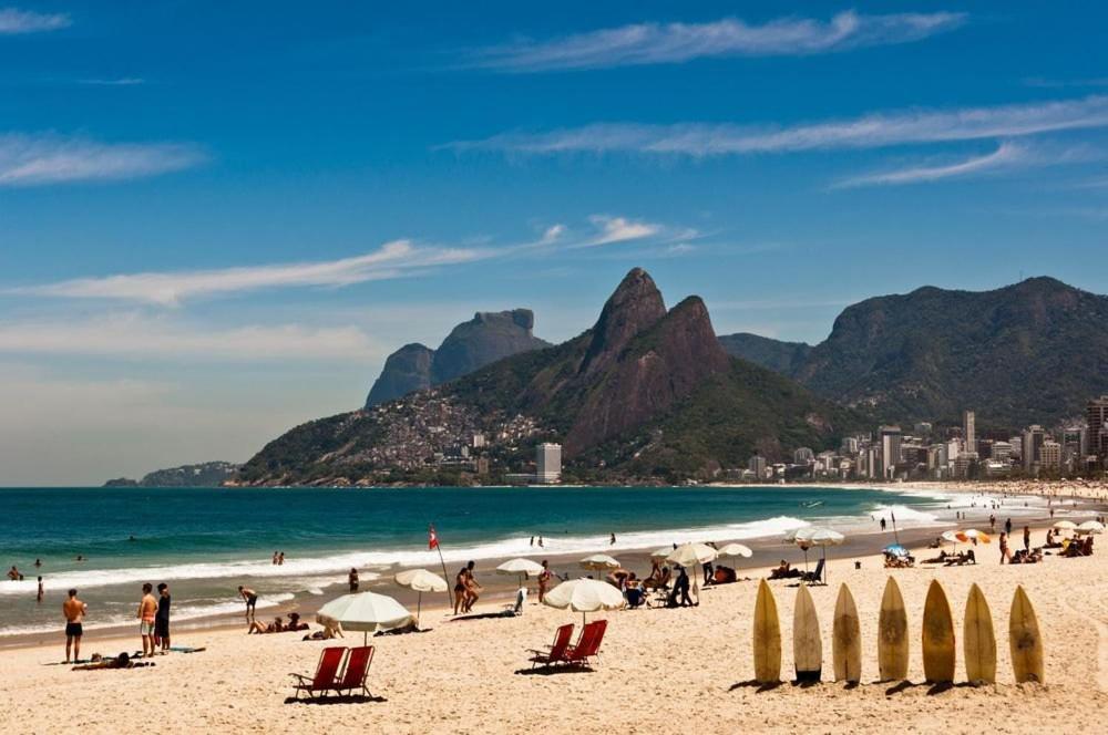 Charmoso E Sala Em Copacabana