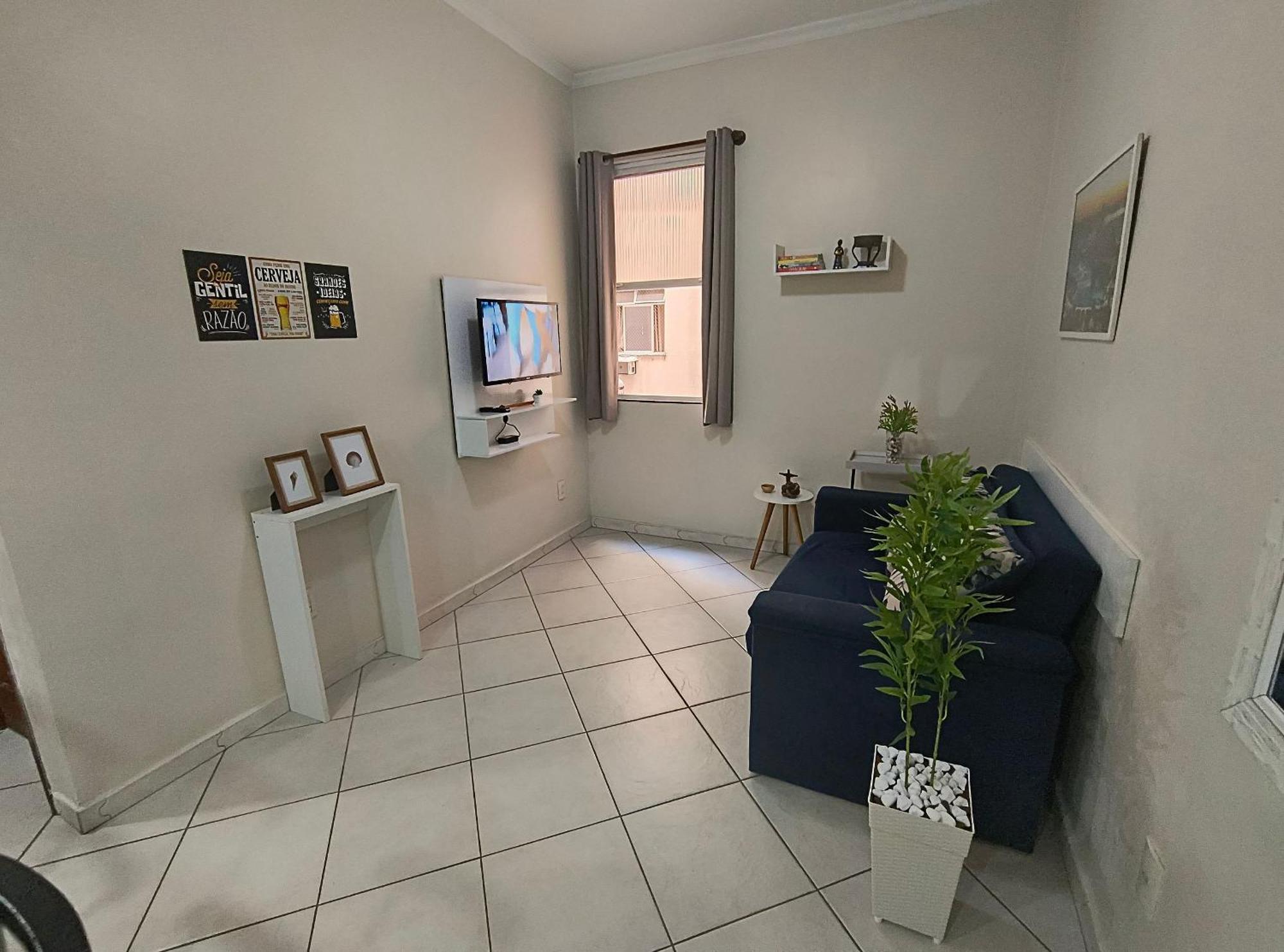 Charmoso E Sala Em Copacabana *